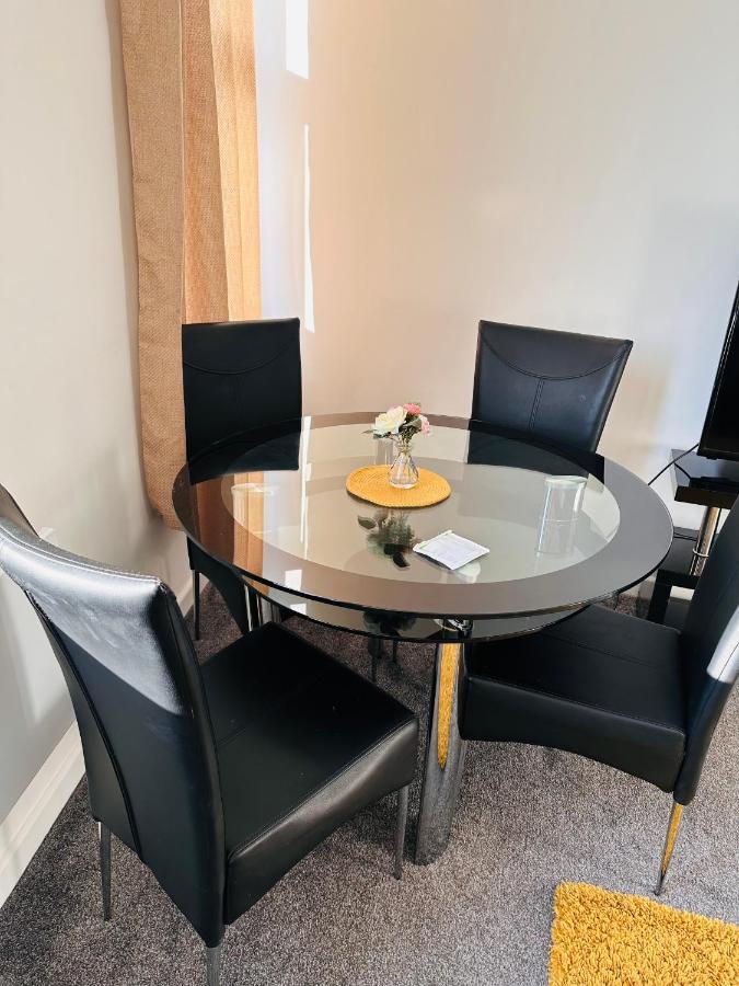 City Blessed Aptm 3 With Free Parking North Shields Exteriör bild